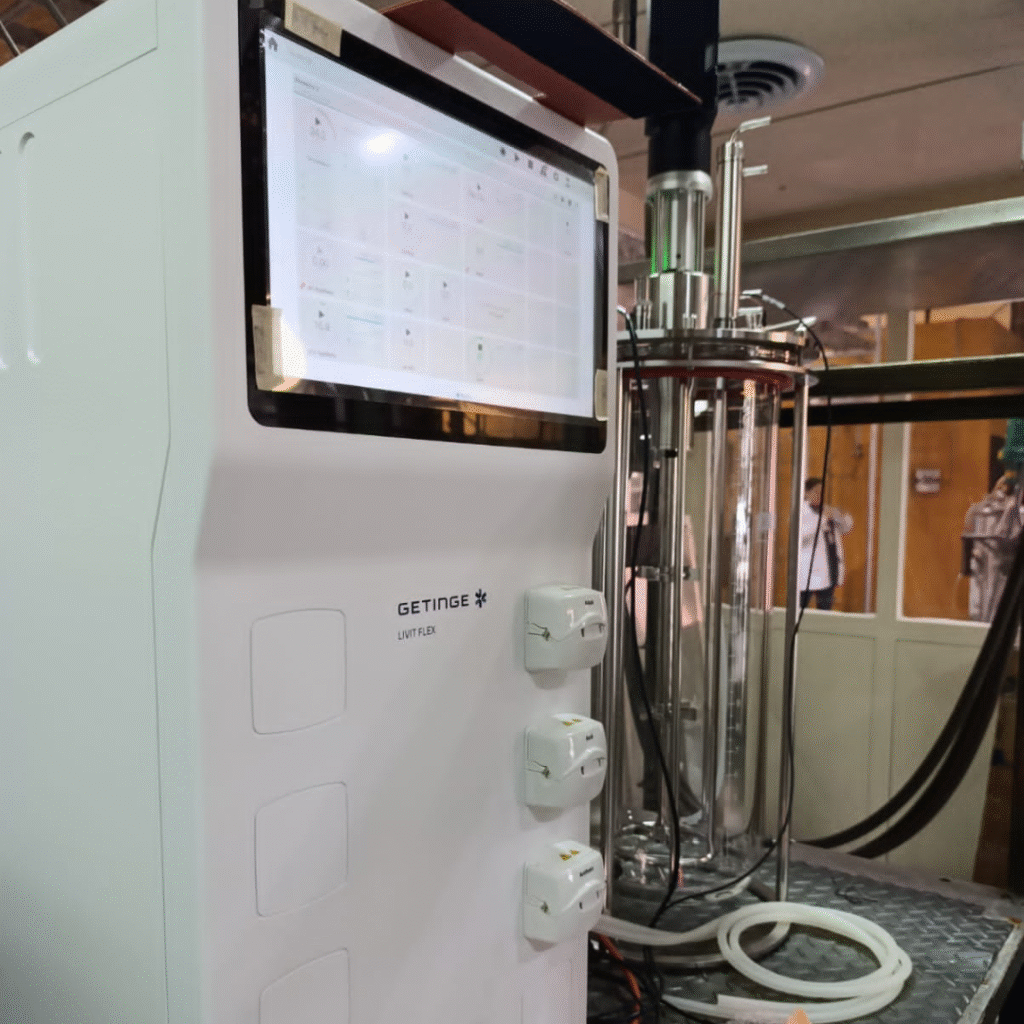 Instalación de biorreactores en Ecopetrol 8